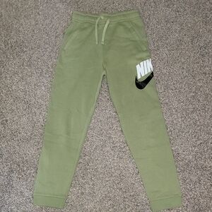 NIKE JOGGER SWEATS